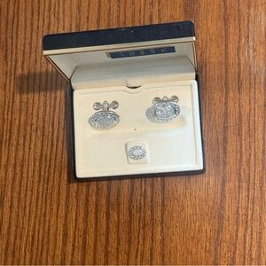 SWANK Silver Tone Cufflinks and Tie Pin Set‎